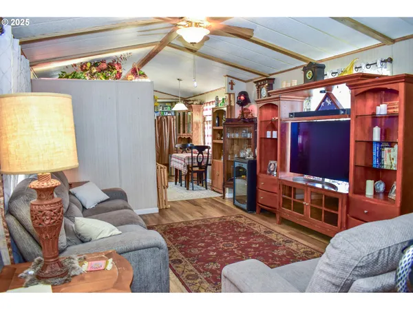 $68,900 | 4425 West Main Street, Unit 31, Medford, OR 97501