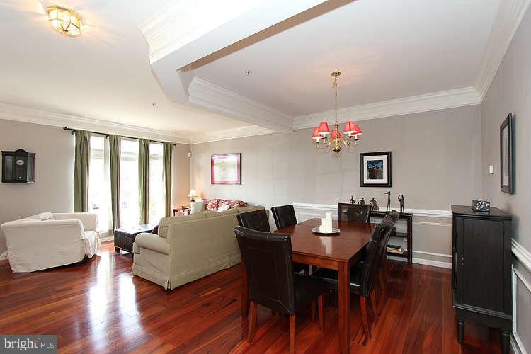18852 Broken Oak Road Boyds, MD 20841 - Photo 5 of 24 Dining Room