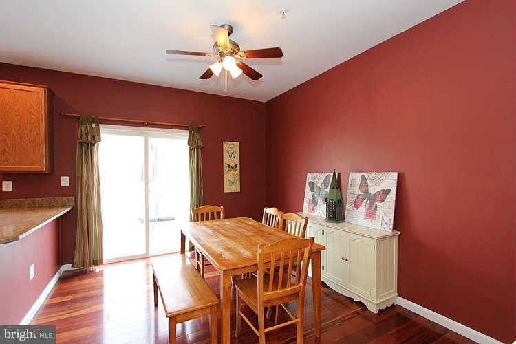 18852 Broken Oak Road Boyds, MD 20841 - Photo 7 of 24 Kitchen