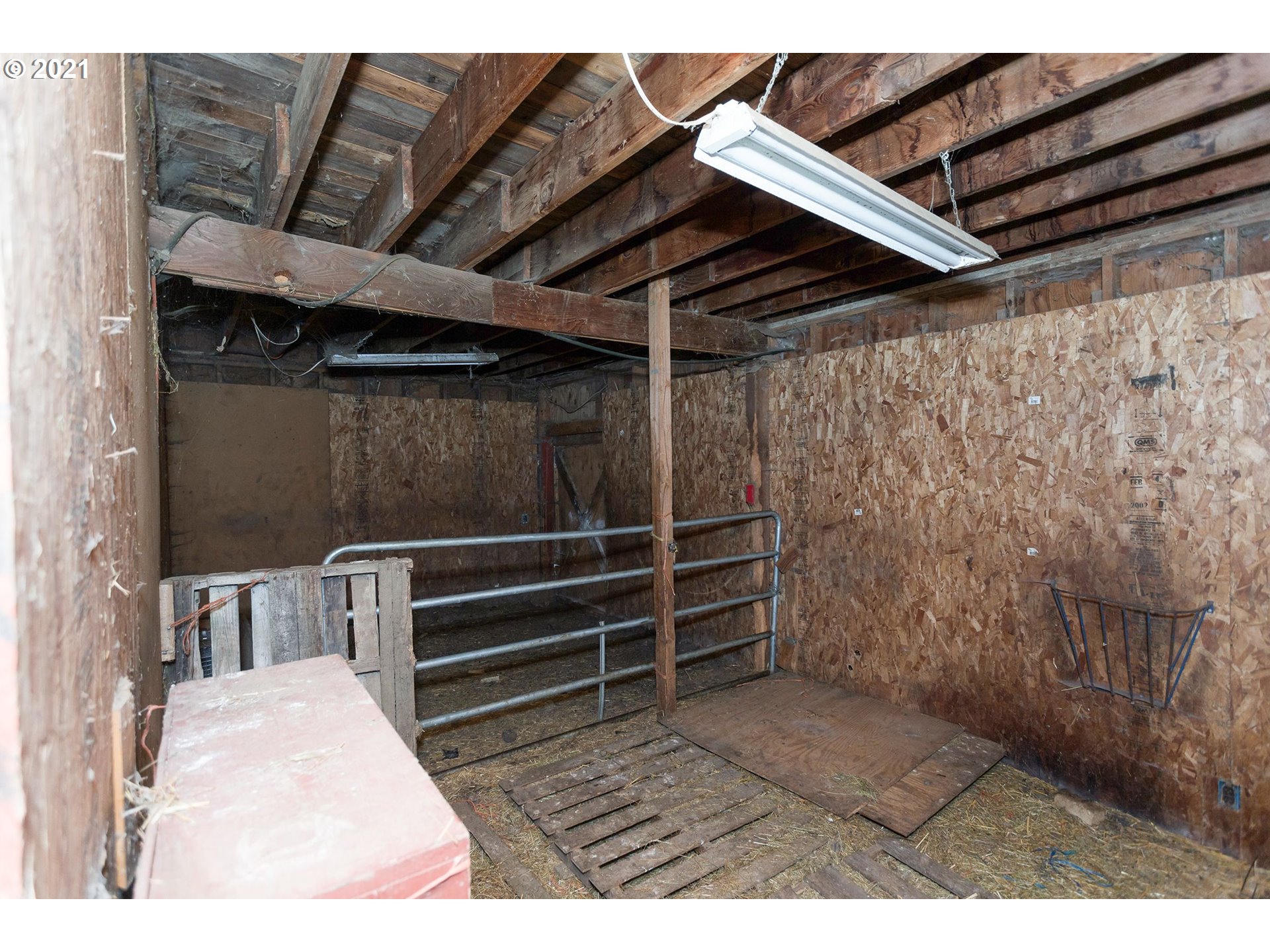 26061 Southeast Rugg Road Damascus, OR 97089 - Photo 3 of 25 Gallery Image 3