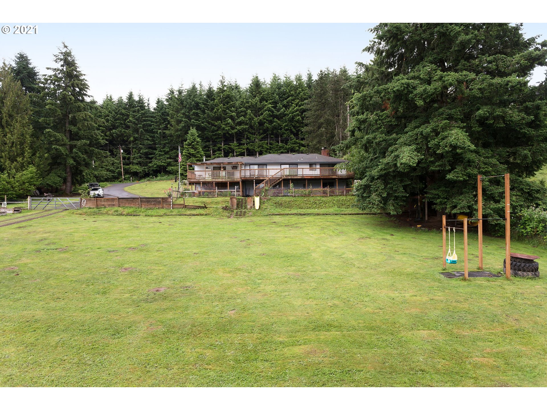 26061 Southeast Rugg Road Damascus, OR 97089 - Photo 22 of 25 Gallery Image 22