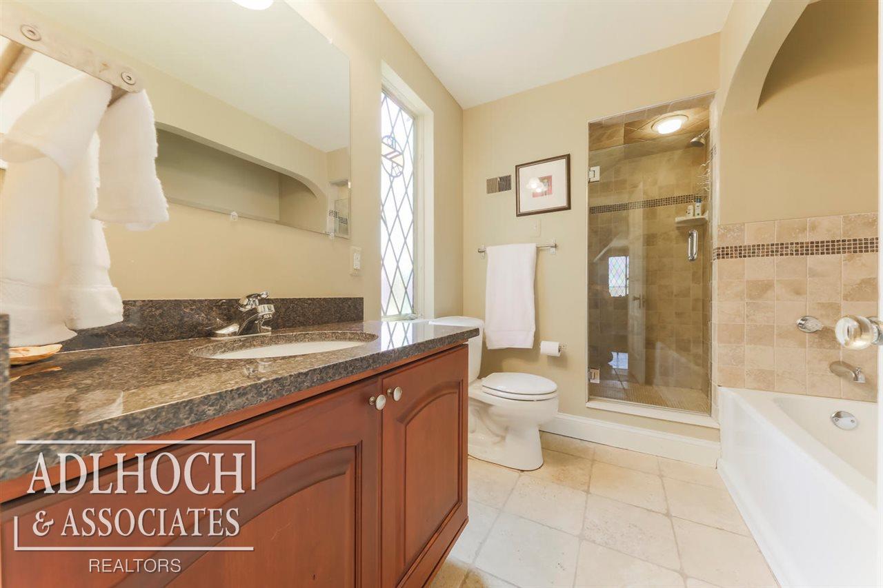 15725 Windmill Point Grosse Pointe, MI 48230 - Photo 35 of 58