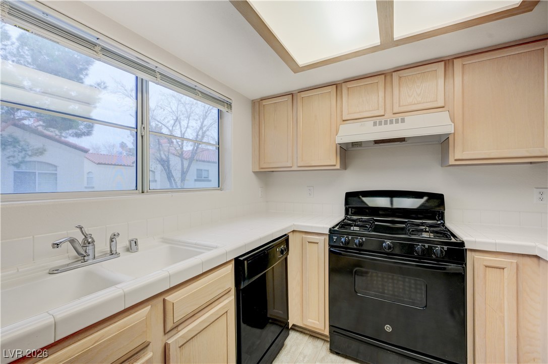 2975 Bluegrass Lane, Unit 1622 Henderson, NV 89074 - Photo 20 of 54