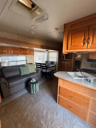 $1,025 | 4435 Hughes Lane, Unit 7, Bakersfield, CA 93304