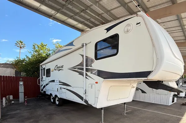 $1,025 | 4435 Hughes Lane, Unit 7, Bakersfield, CA 93304