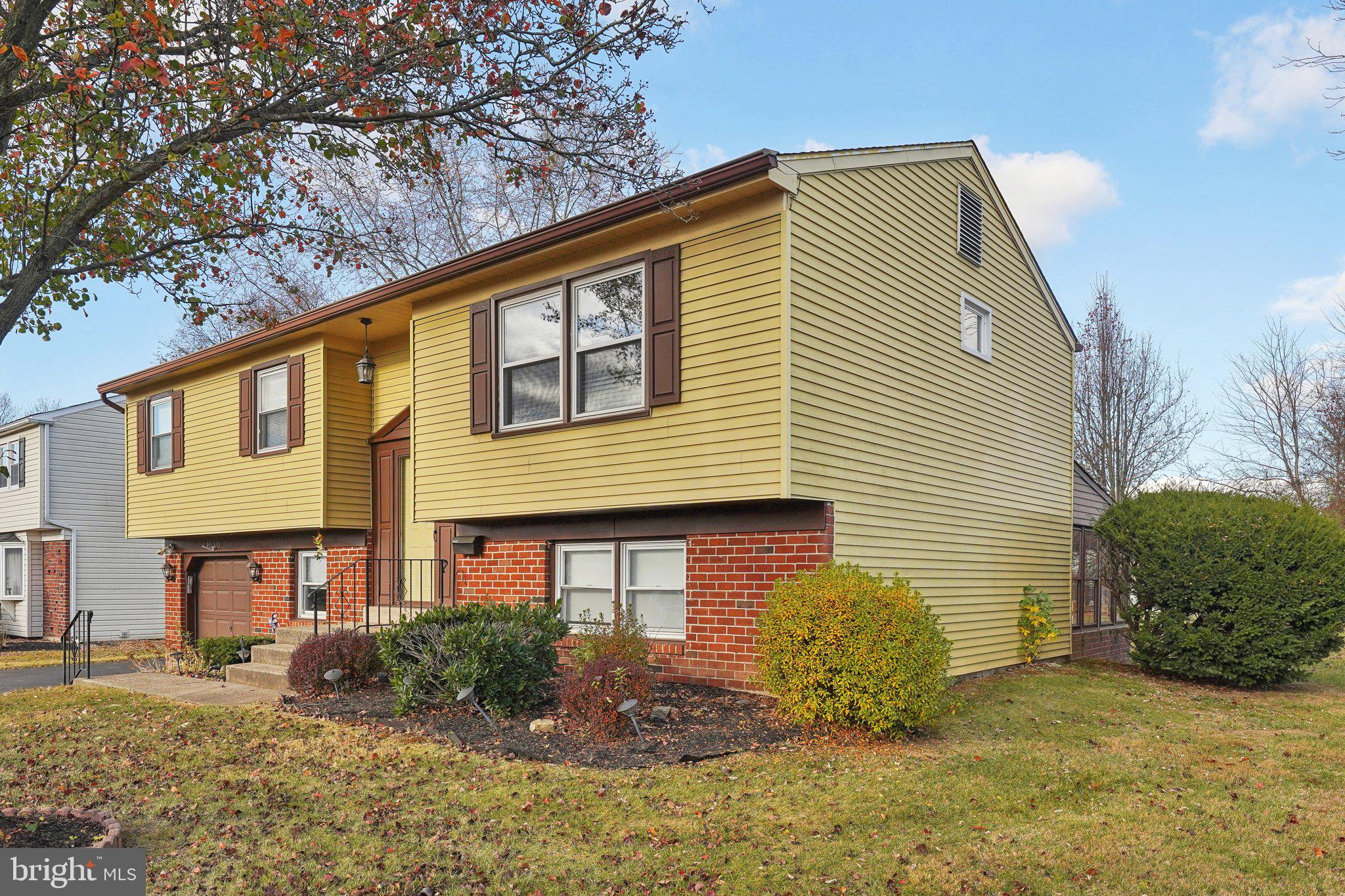 1040 Red Barn Road Warminster, PA 18974 - Photo 5 of 36 Gallery Image 5