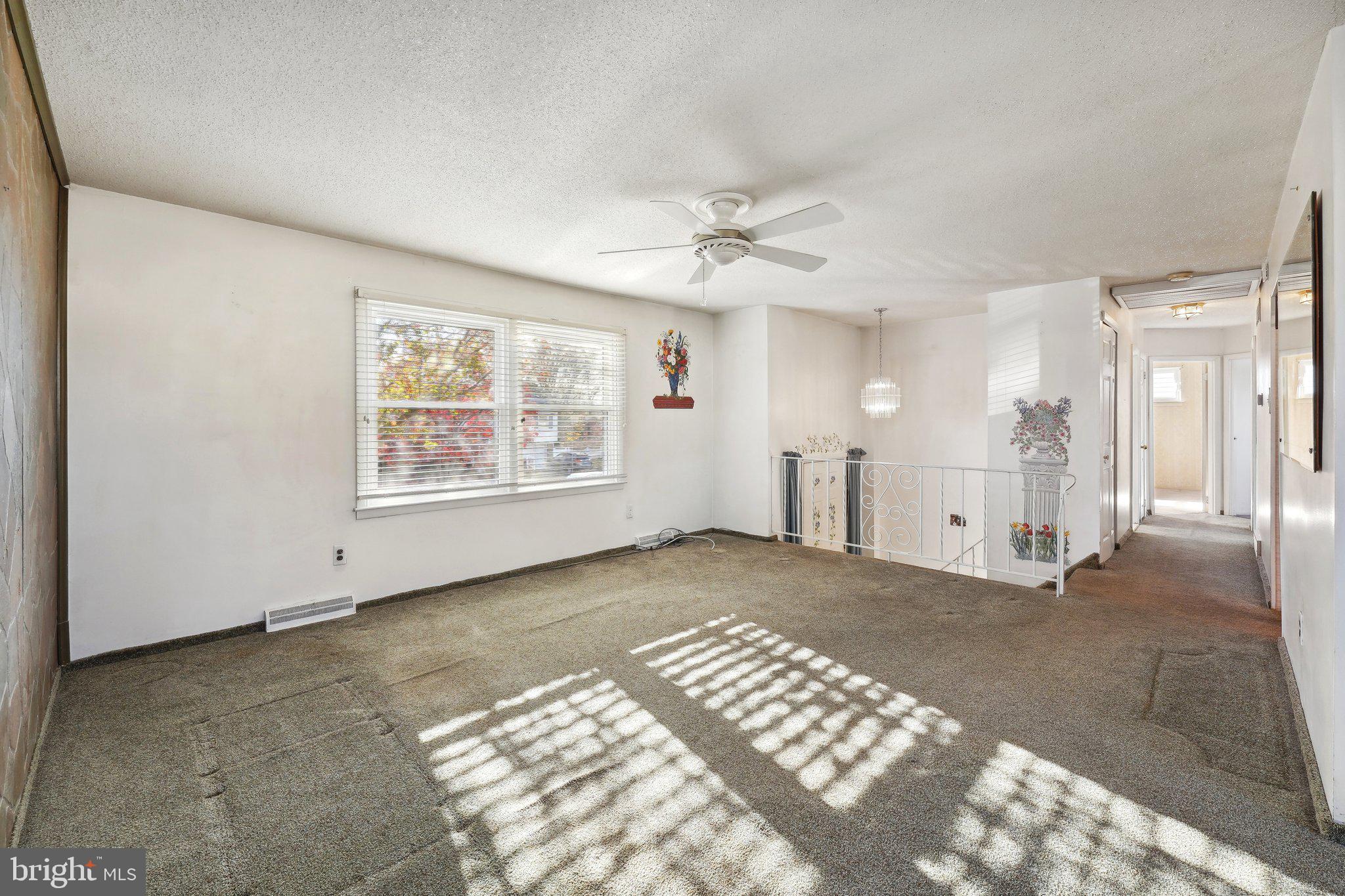 1040 Red Barn Road Warminster, PA 18974 - Photo 8 of 36 Gallery Image 8