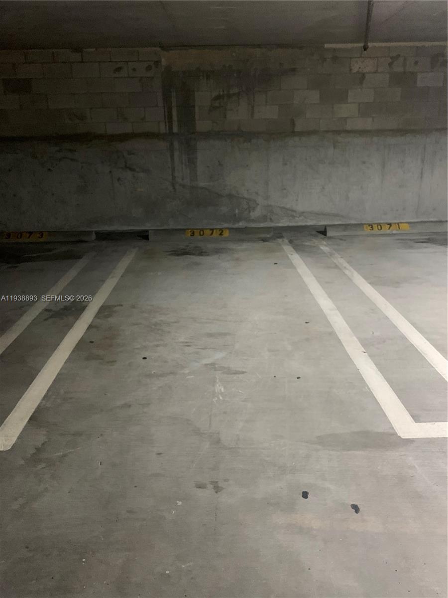 253 Northeast 2nd Street, Unit 333 Miami, FL 33132 - Photo 20 of 20 a view of a utility room