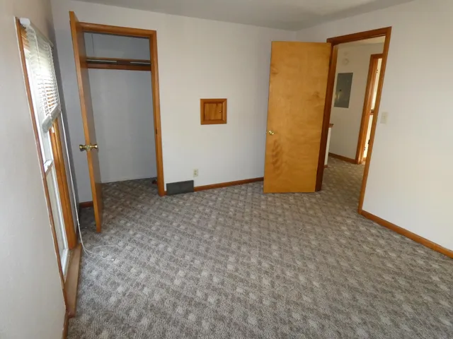 $750 | 137 North Wacouta Avenue, Prairie du Chien, WI 53821