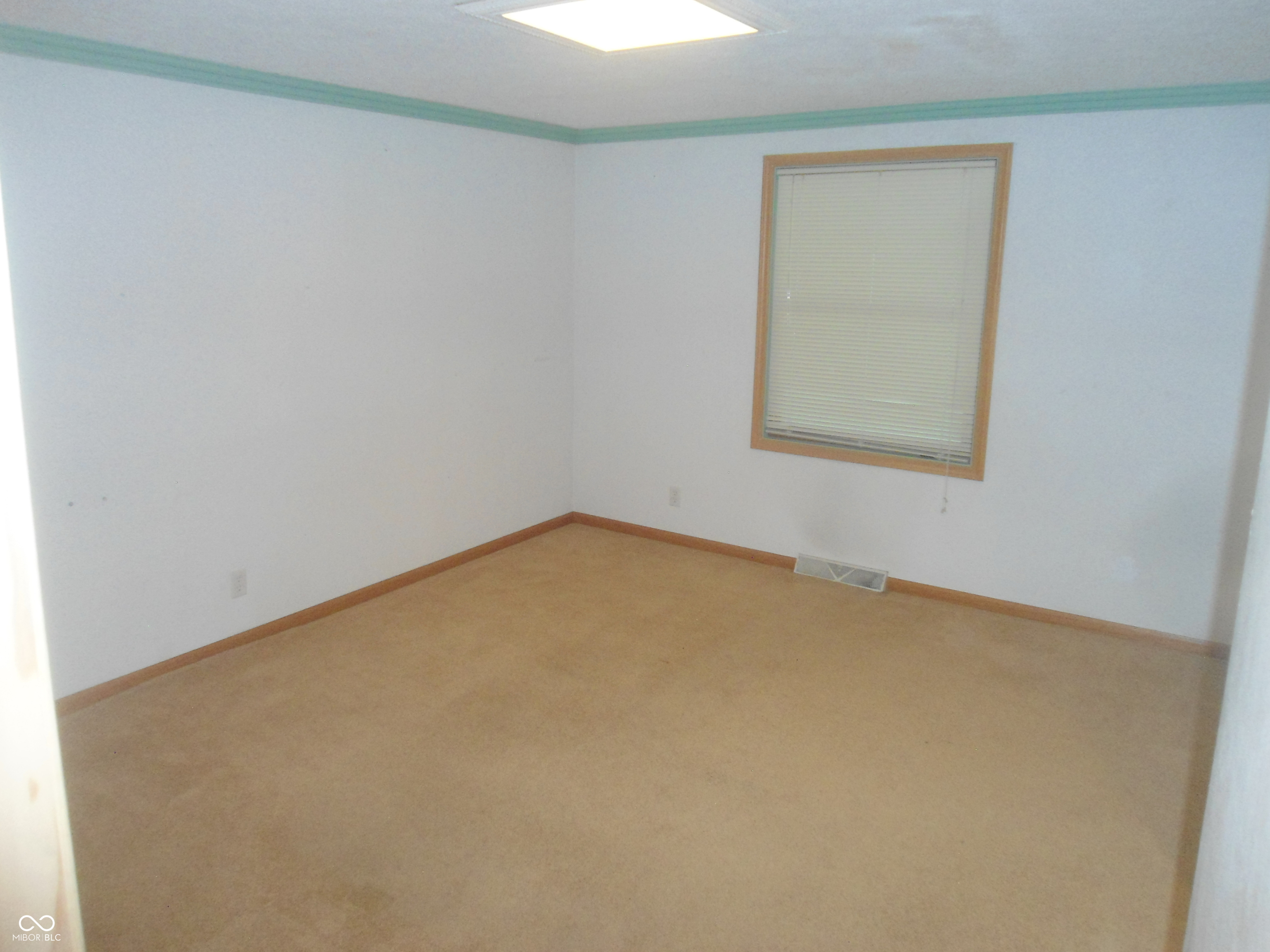 3930 Brill Road Indianapolis, IN 46227 - Photo 9 of 30 Gallery Image 9