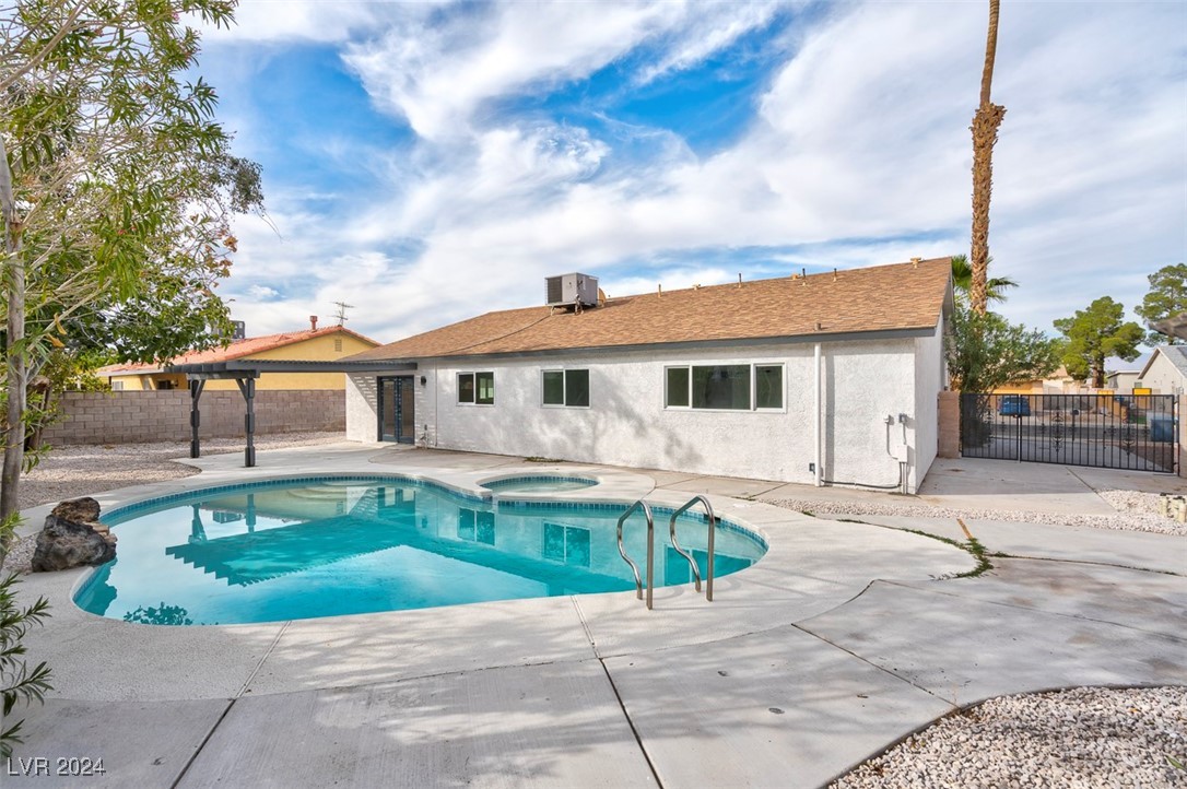 5151 Golden Spring Avenue Las Vegas, NV 89146 - Photo 13 of 13