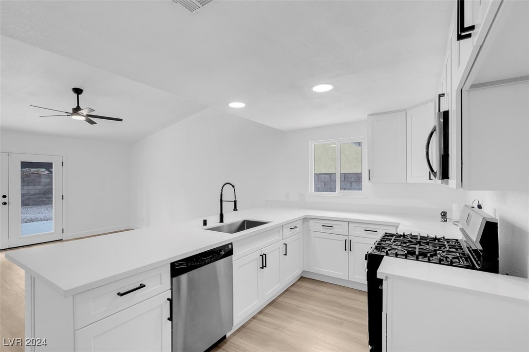 5151 Golden Spring Avenue Las Vegas, NV 89146 - Photo 6 of 13