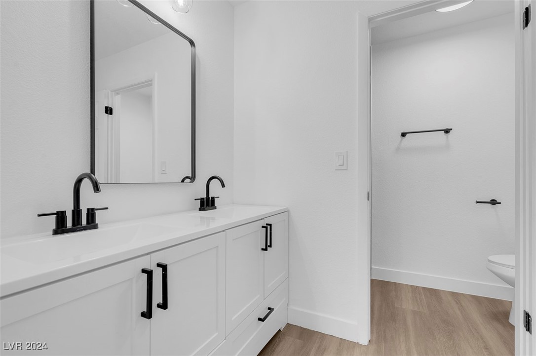 5151 Golden Spring Avenue Las Vegas, NV 89146 - Photo 10 of 13