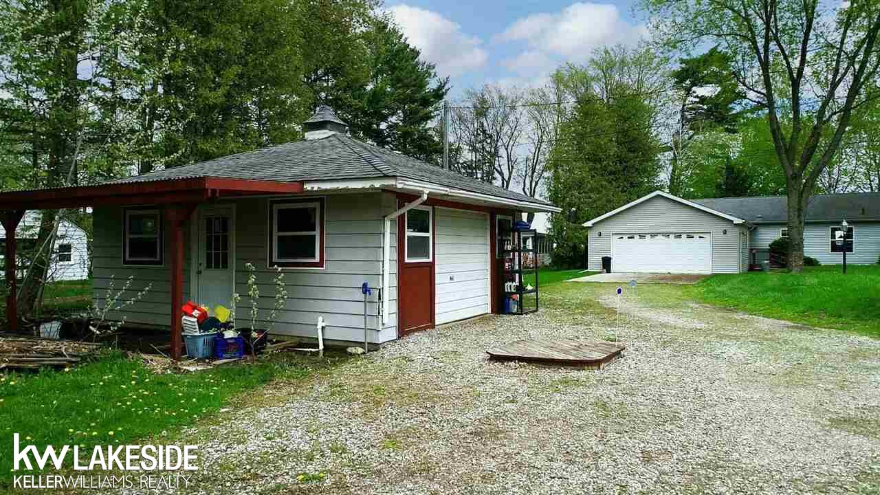 4735 Lakeshore Road Lexington, MI 48450 - Photo 50 of 75 50074704-49.JPG
