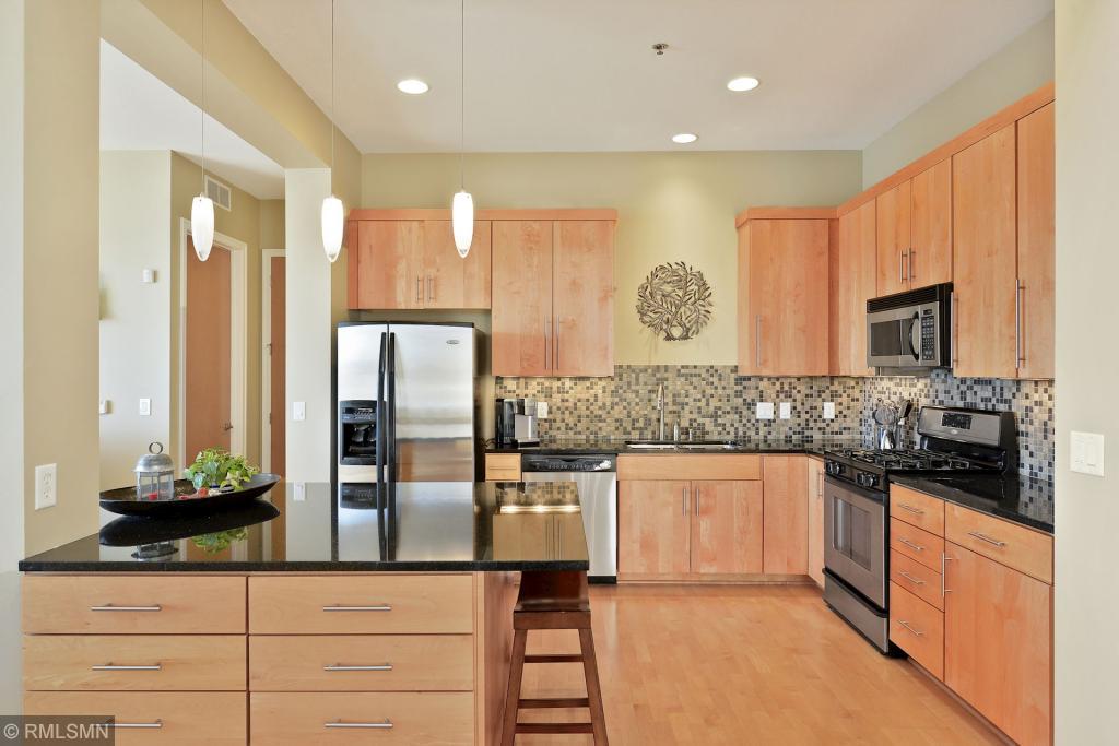312 Spring Street, Unit 406 St. Paul, MN 55102 - Photo 7 of 26