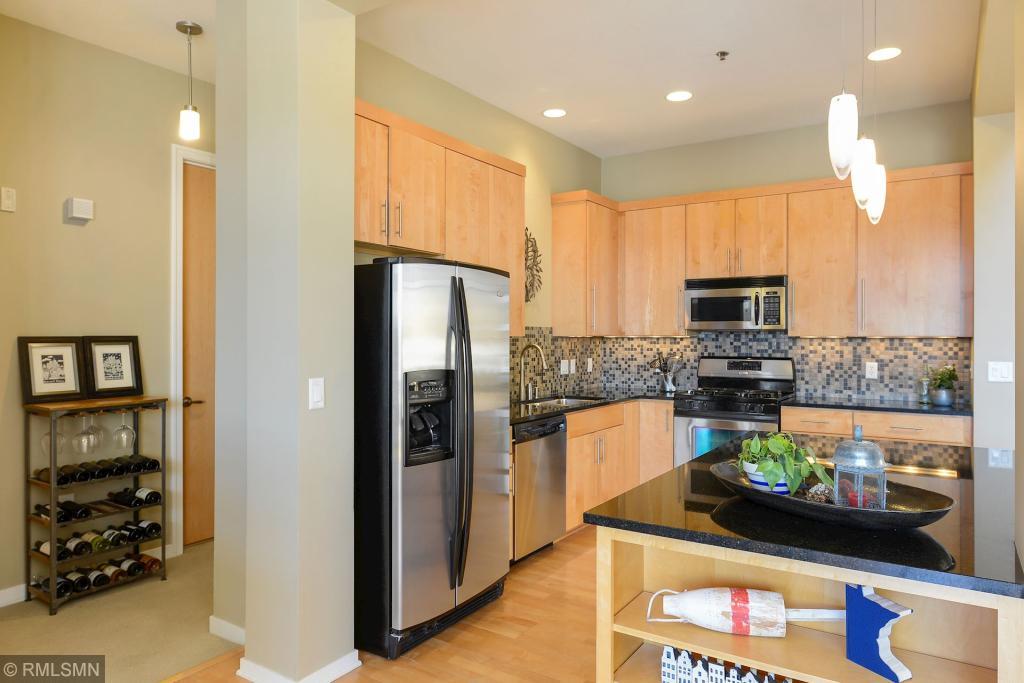 312 Spring Street, Unit 406 St. Paul, MN 55102 - Photo 8 of 26