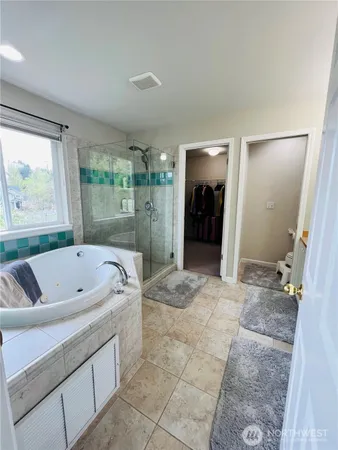 $4,299 | 11427 40th Drive Southeast, Everett, WA 98208