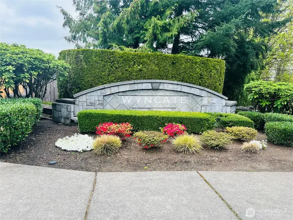 $4,200 | 11427 40th Drive Southeast, Everett, WA 98208