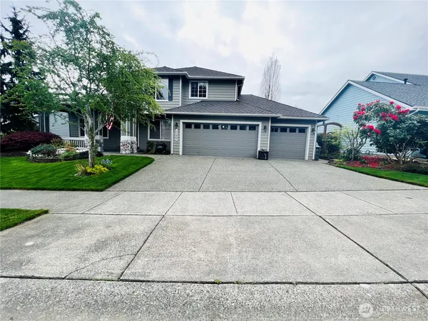 $4,299 | 11427 40th Drive Southeast, Everett, WA 98208