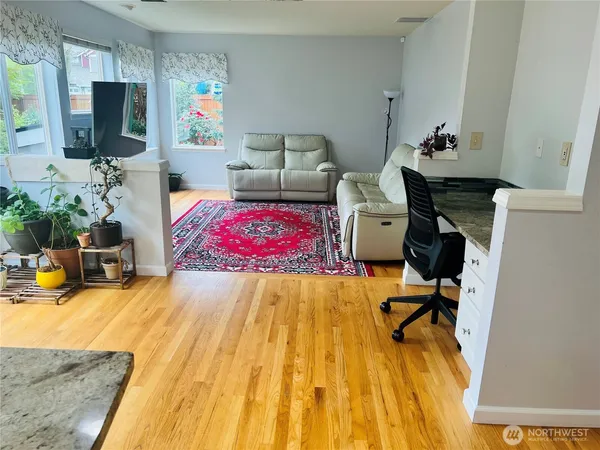 $4,299 | 11427 40th Drive Southeast, Everett, WA 98208