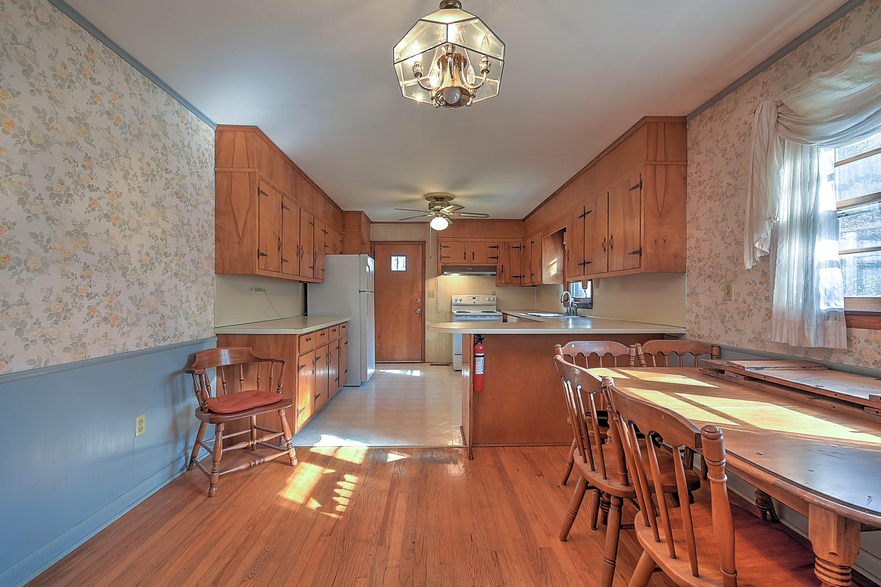 748 Old Jonesboro Road Bristol, TN 37620 - Photo 9 of 42 Old Jboro-8