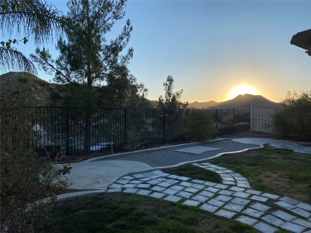 $3,450 | 34093 Lady Fern Court, Lake Elsinore, CA 92532