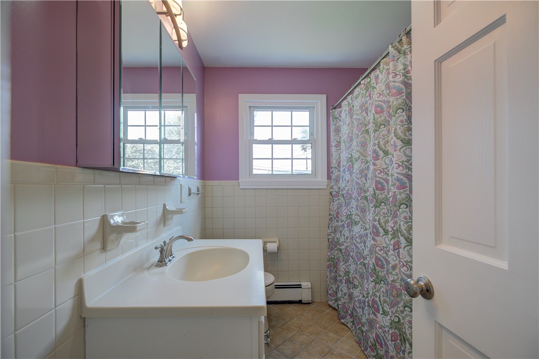 22 Reardon Drive Middletown, RI 02842 - Photo 25 of 42 Upper floor.