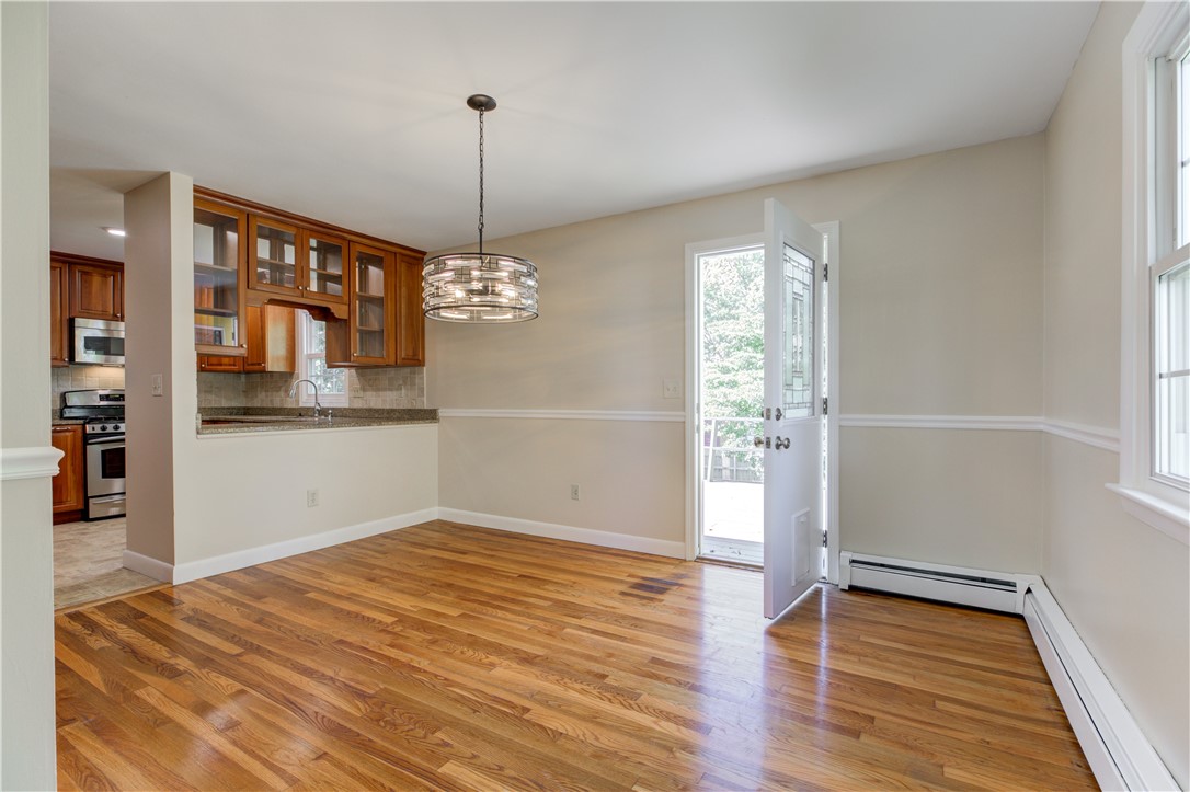 22 Reardon Drive Middletown, RI 02842 - Photo 10 of 42