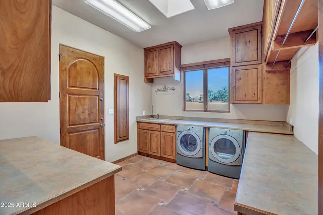 $1,395,000 | 10517 East Evergreen Street, Mesa, AZ 85207