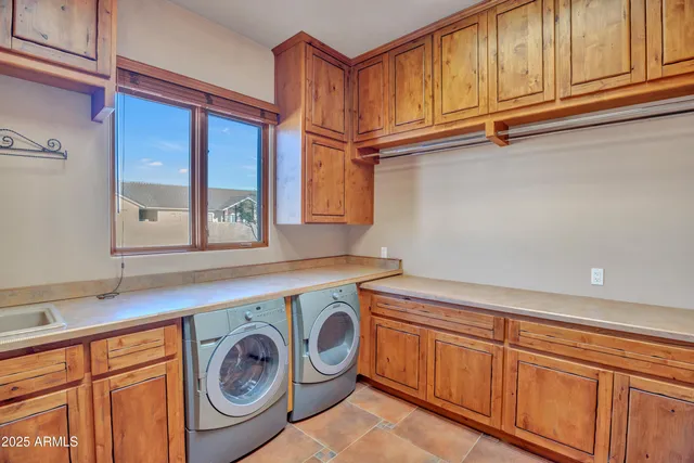 $1,395,000 | 10517 East Evergreen Street, Mesa, AZ 85207