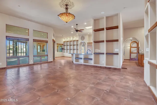 $1,395,000 | 10517 East Evergreen Street, Mesa, AZ 85207