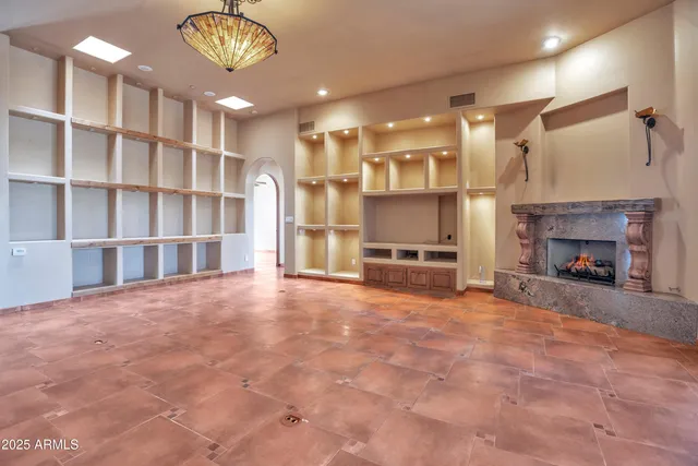 $1,395,000 | 10517 East Evergreen Street, Mesa, AZ 85207