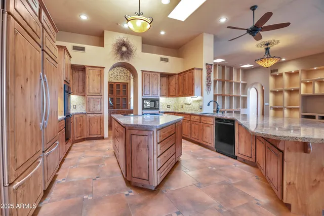 $1,395,000 | 10517 East Evergreen Street, Mesa, AZ 85207