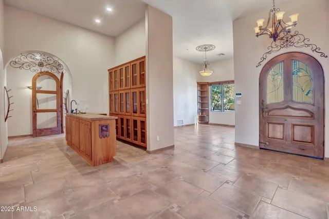 $1,395,000 | 10517 East Evergreen Street, Mesa, AZ 85207