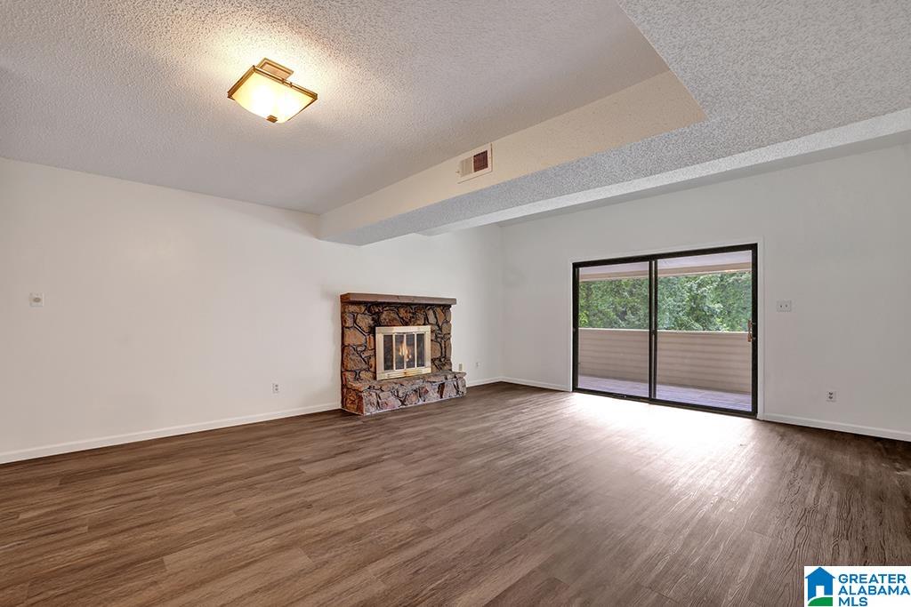500 Running Brook Road, Unit 500 Hoover, AL 35226 - Photo 2 of 30
