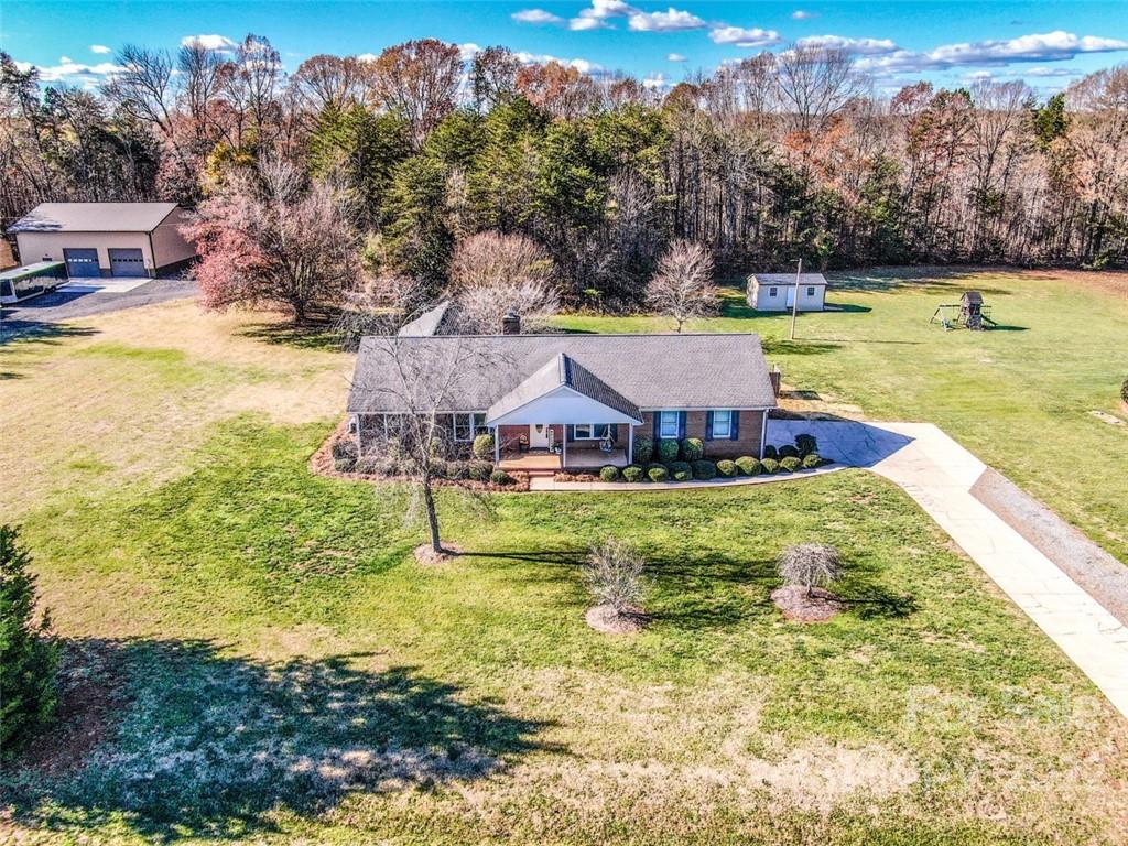581 Patterson Farm Road Mooresville, NC 28115 - Photo 3 of 43 Gallery Image 3
