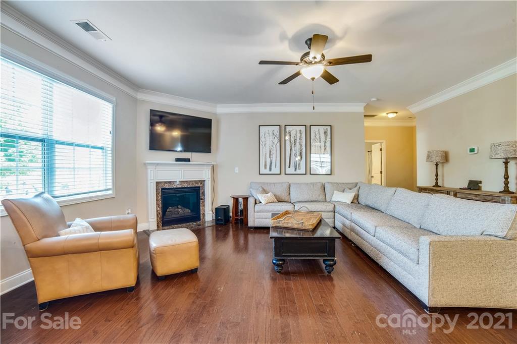9006 Inverness Bay Road Charlotte, NC 28278 - Photo 11 of 41 Gallery Image 11