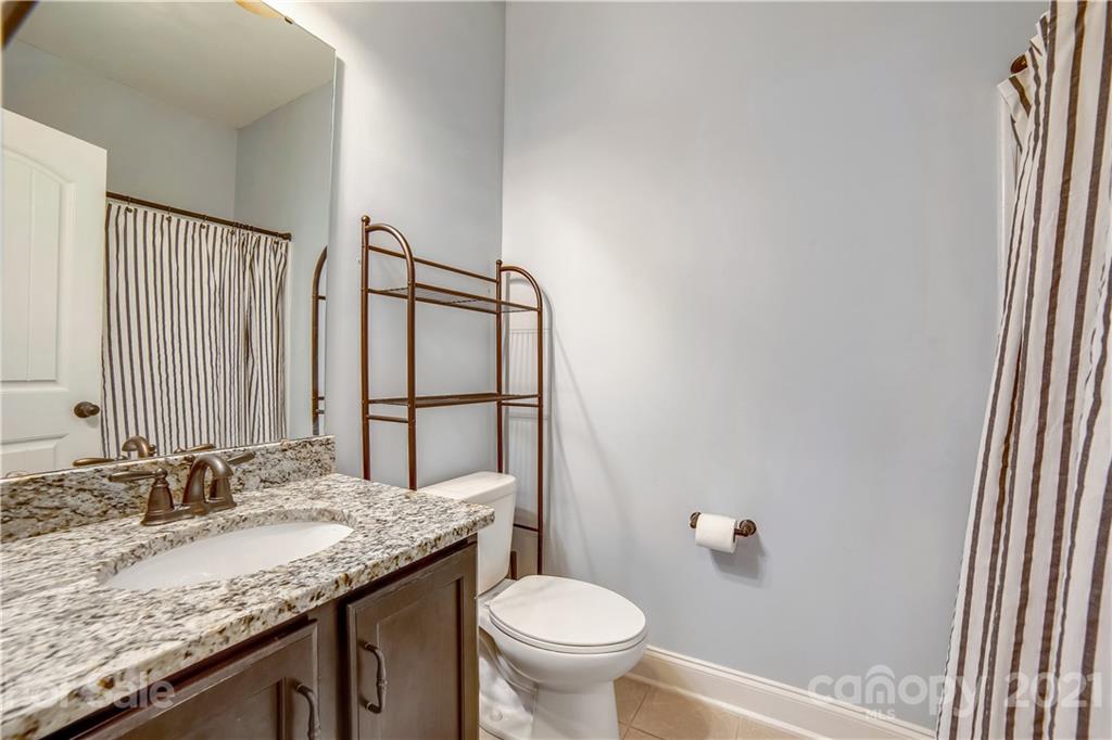 9006 Inverness Bay Road Charlotte, NC 28278 - Photo 14 of 41 Gallery Image 14