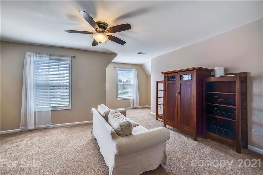 9006 Inverness Bay Road Charlotte, NC 28278 - Photo 18 of 41 Gallery Image 18