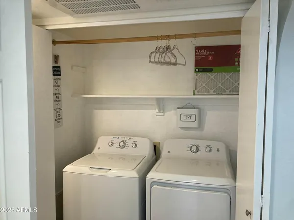 $2,150 | 7557 North Dreamy Draw Drive, Unit 276, Phoenix, AZ 85020