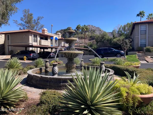 $2,150 | 7557 North Dreamy Draw Drive, Unit 276, Phoenix, AZ 85020