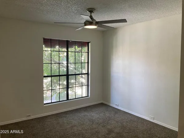 $2,150 | 7557 North Dreamy Draw Drive, Unit 276, Phoenix, AZ 85020