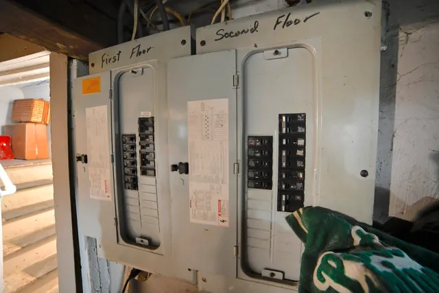 $260,000 | 2033 South 76th Street, West Allis, WI 53219