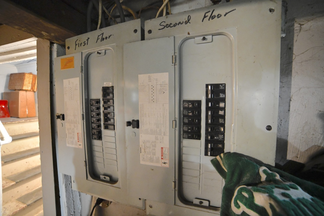 2033 South 76th Street West Allis, WI 53219 - Photo 11 of 14 Photo 4