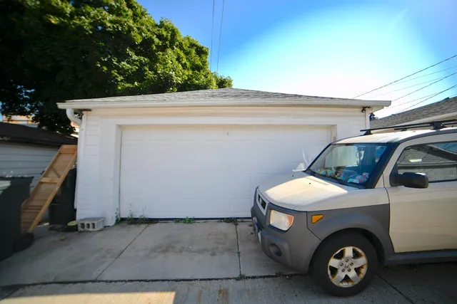 $260,000 | 2033 South 76th Street, West Allis, WI 53219