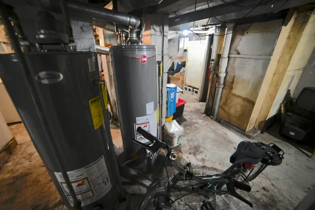 $260,000 | 2033 South 76th Street, West Allis, WI 53219