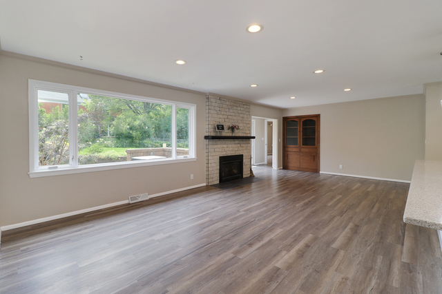 213 Orleans Drive Bloomington, IL 61701 - Photo 12 of 51