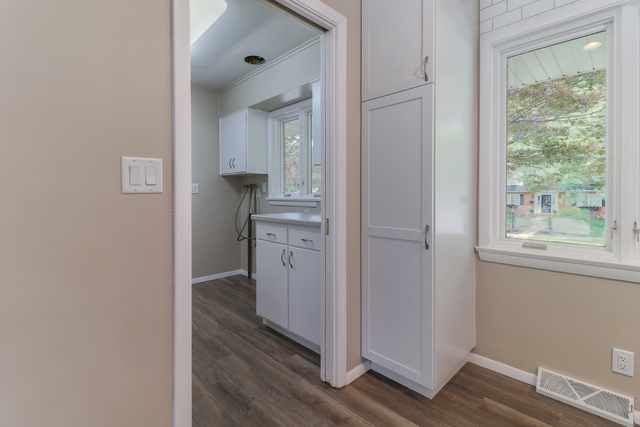 213 Orleans Drive Bloomington, IL 61701 - Photo 17 of 51