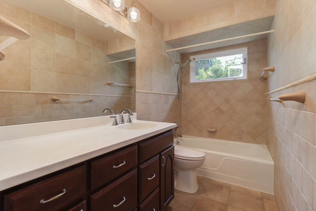 213 Orleans Drive Bloomington, IL 61701 - Photo 28 of 51