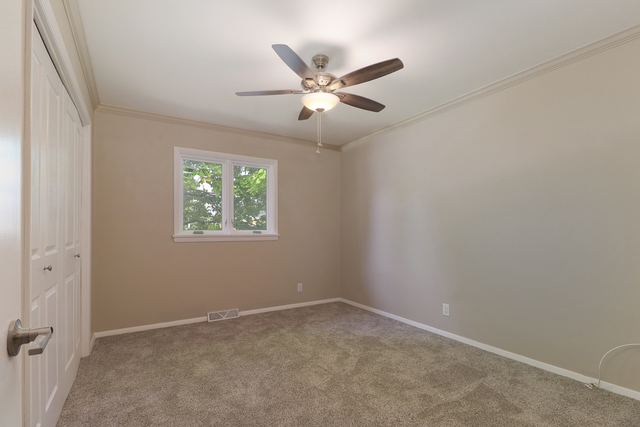 213 Orleans Drive Bloomington, IL 61701 - Photo 29 of 51